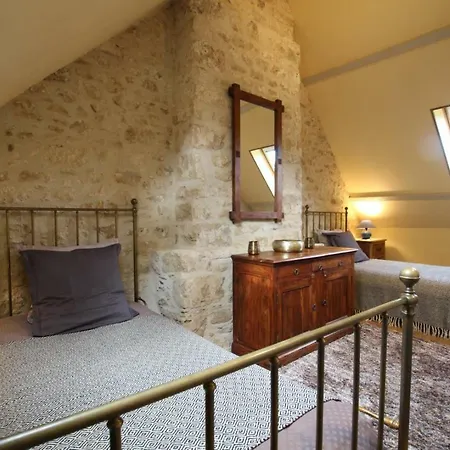 Holiday home Le De Savigny