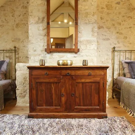 Le De Savigny Holiday home